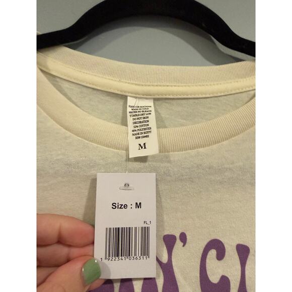 “Feelin’ Cute, Might Curse You Later” Halloween Graphic T-Shirt – Size M (BNWT) - Picture 2 of 3